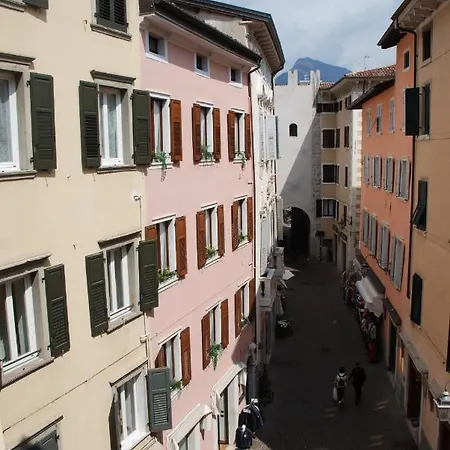 Take It Easy Apartment Riva del Garda Exterior photo
